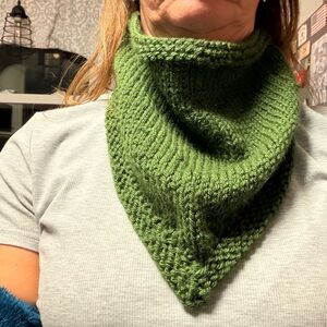 Handmade bandana cowl!